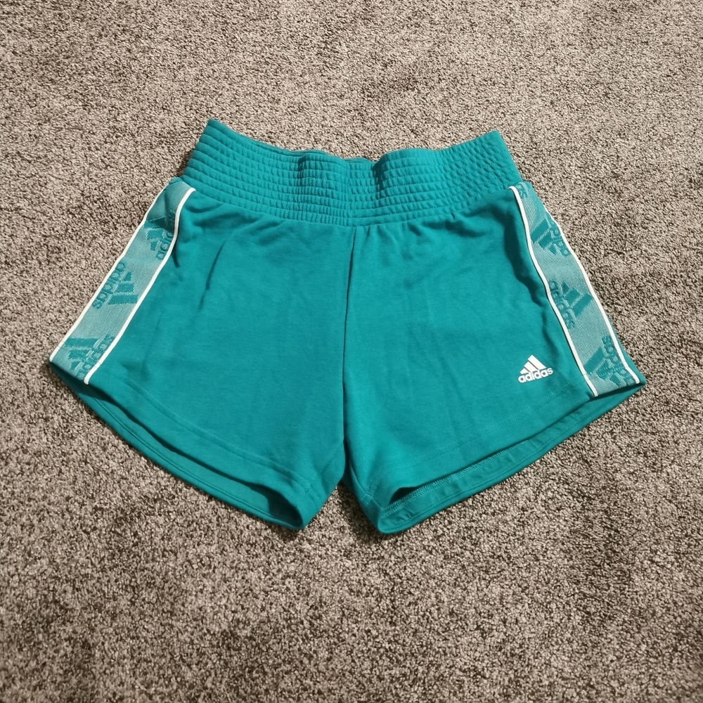 NWT Adidas Women's Multi Sport Shorts Green With White Logo Size Small New